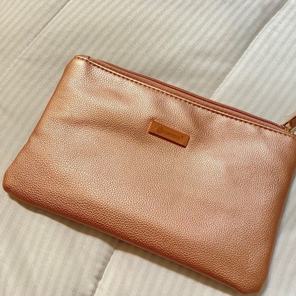 BH Cosmetics Cosmetic Bag - Picture 1 of 3